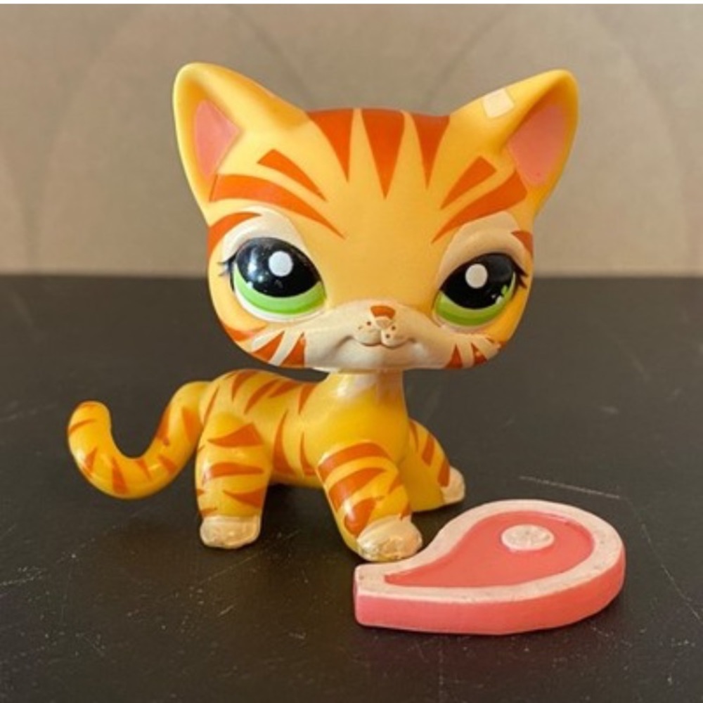 RARE Littlest Pet Shop shorthair tiger shorthair cat #1451